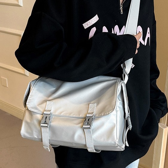 O1CN01BxsMF51asq16Hj4Dz_2217173013386-0-cib